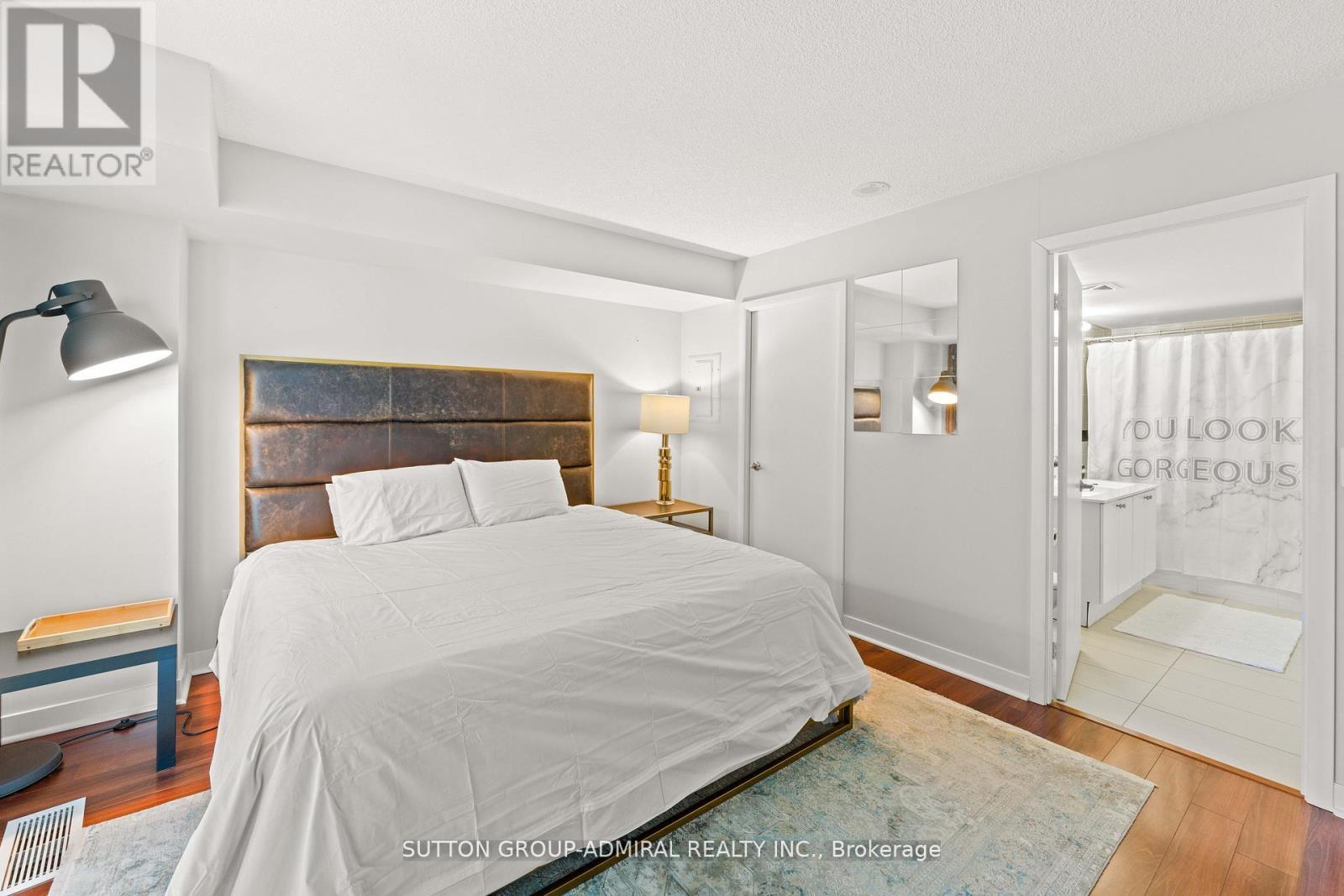 2513 - 155 Legion Road N, Toronto, Ontario  M8Y 0A7 - Photo 18 - W12966730