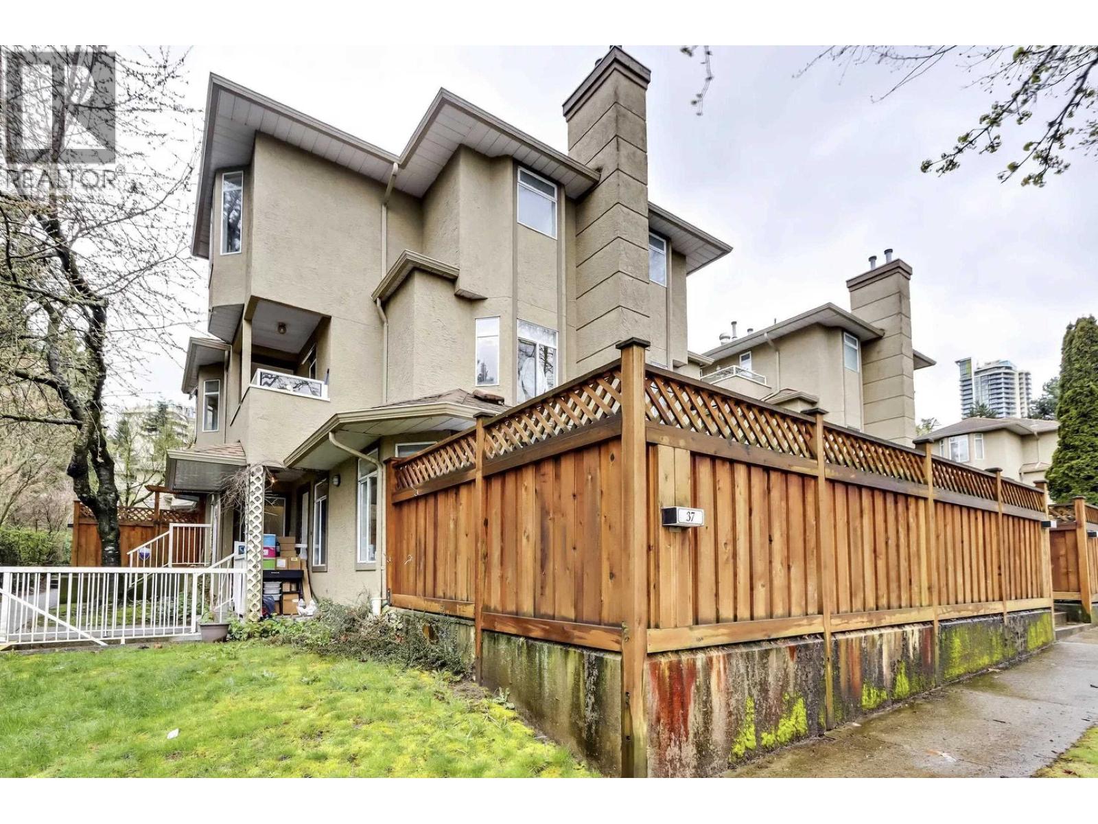 37 7188 Edmonds Street, Burnaby, British Columbia  V3N 4X6 - Photo 1 - R3122664