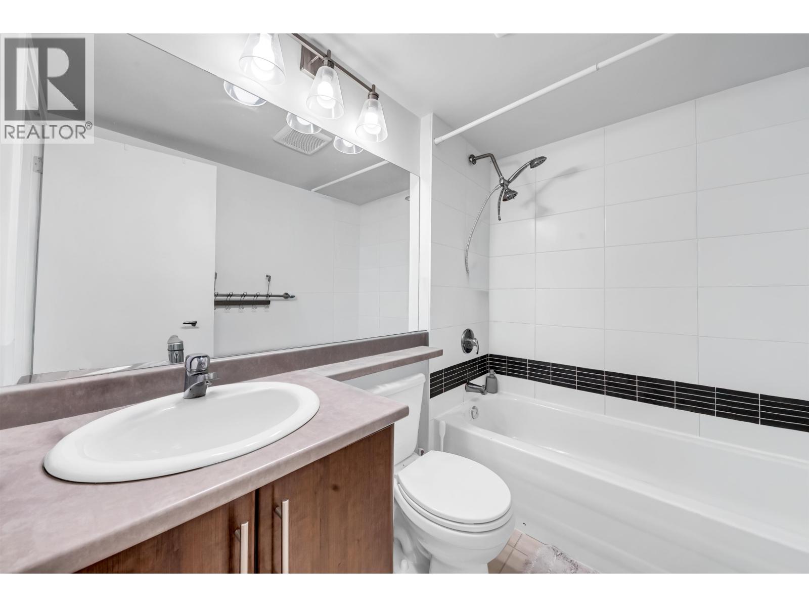 610 1178 Heffley Crescent, Coquitlam, British Columbia  V3B 0A7 - Photo 10 - R3122696