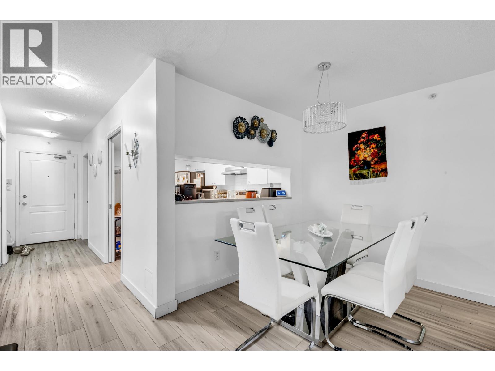 208 1196 Pipeline Road, Coquitlam, British Columbia  V3B 7Z6 - Photo 6 - R3122732