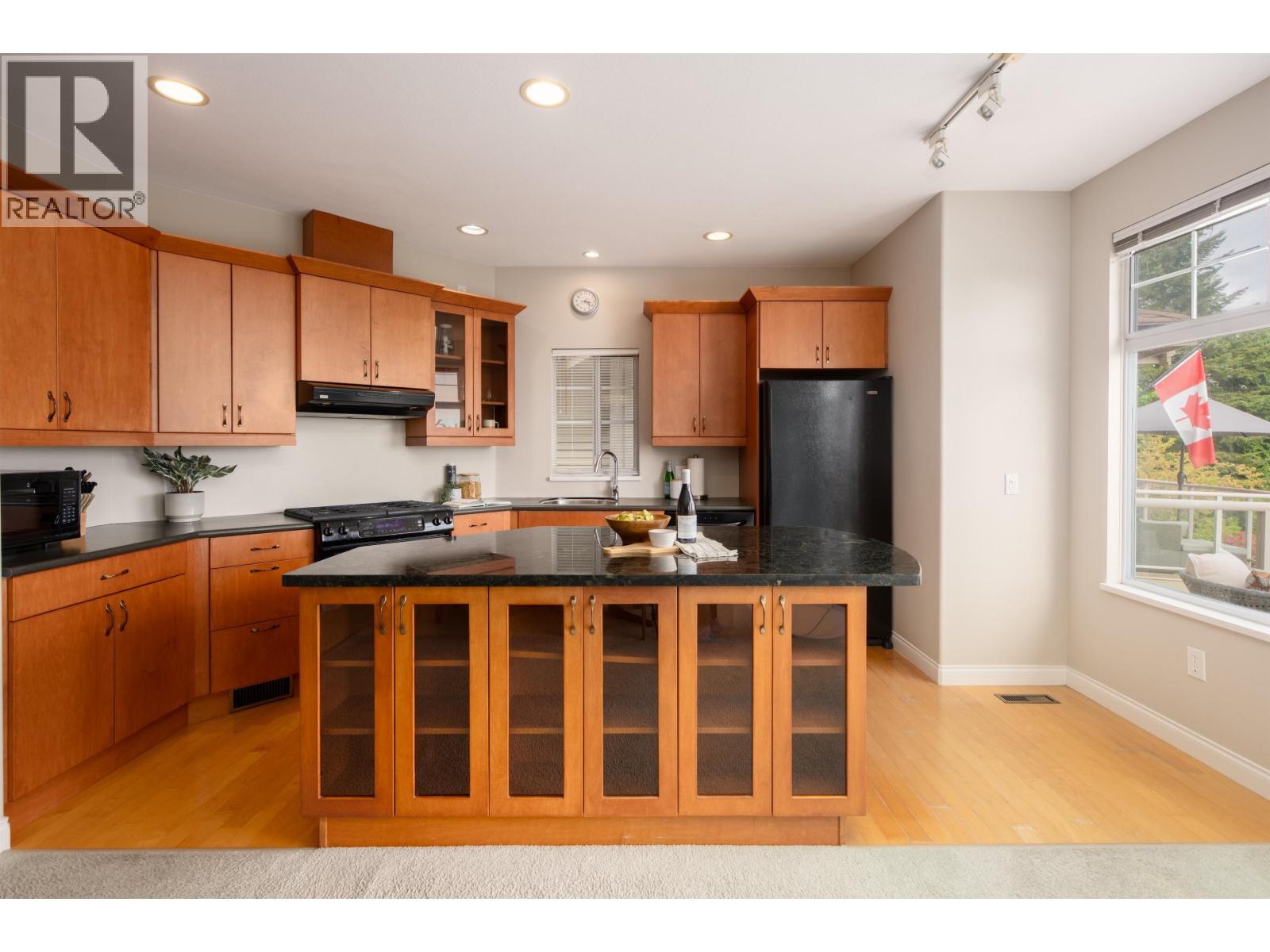 112 2979 Panorama Drive, Coquitlam, British Columbia  V3E 2W8 - Photo 11 - R3122737