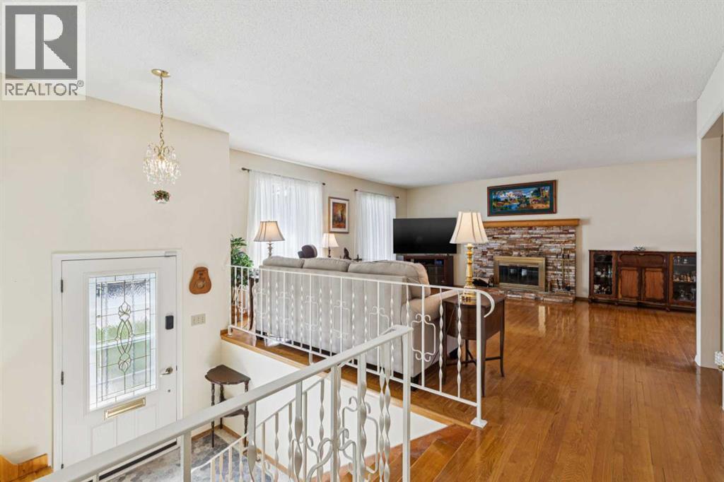 11427 Wilkes Road SE, Calgary, Alberta  T2J 2E5 - Photo 2 - A2286031