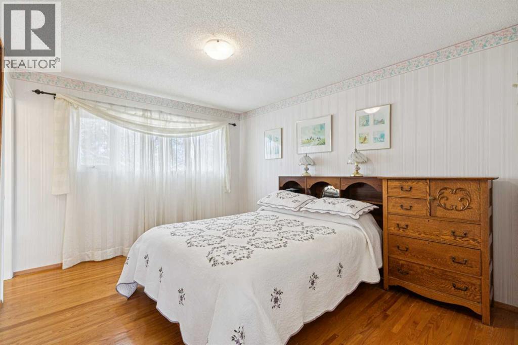 11427 Wilkes Road SE, Calgary, Alberta  T2J 2E5 - Photo 13 - A2286031