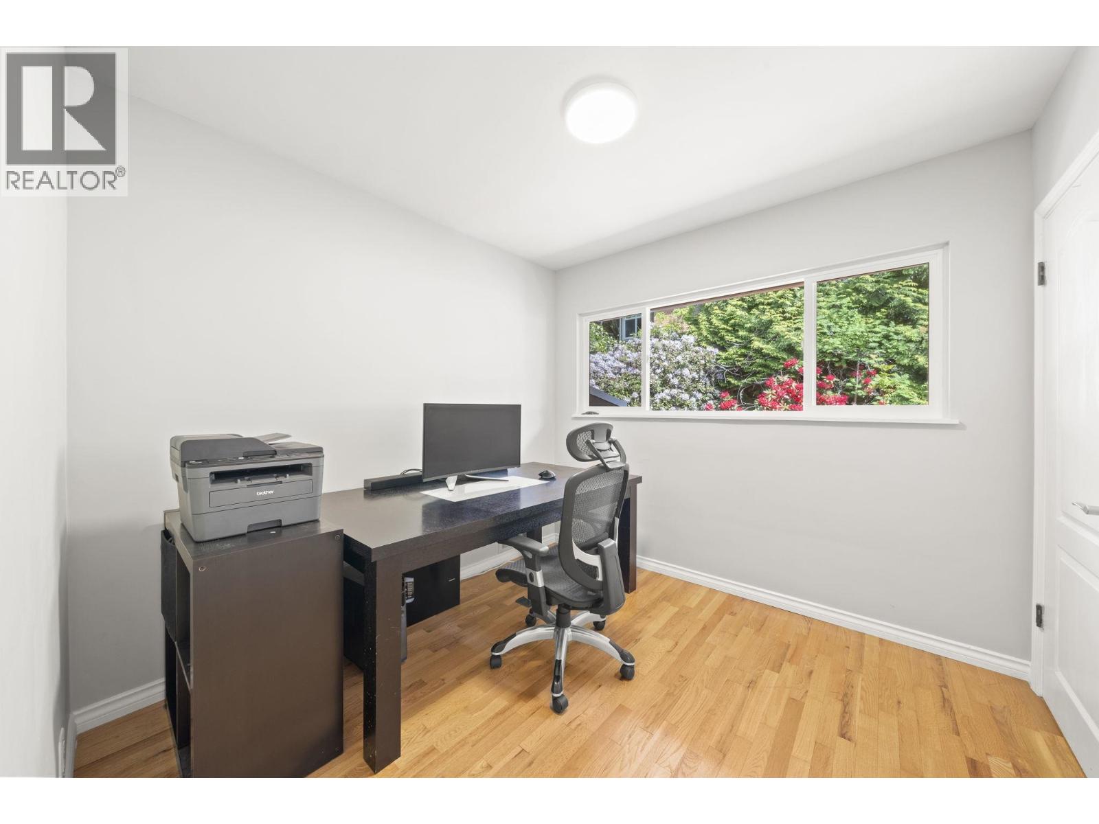 4792 Cedarcrest Avenue, North Vancouver, British Columbia  V7R 3R3 - Photo 13 - R3122736