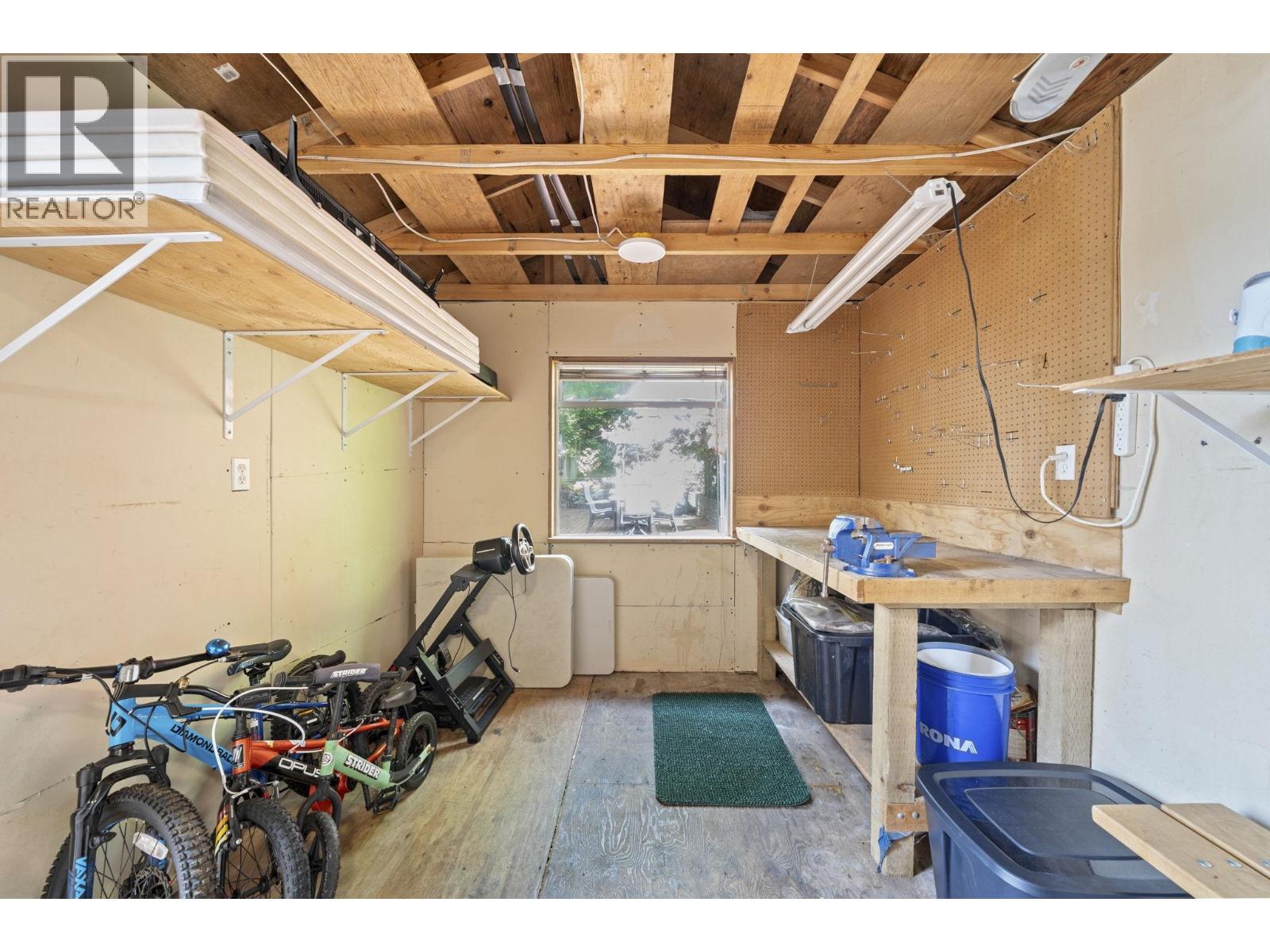 4792 Cedarcrest Avenue, North Vancouver, British Columbia  V7R 3R3 - Photo 28 - R3122736