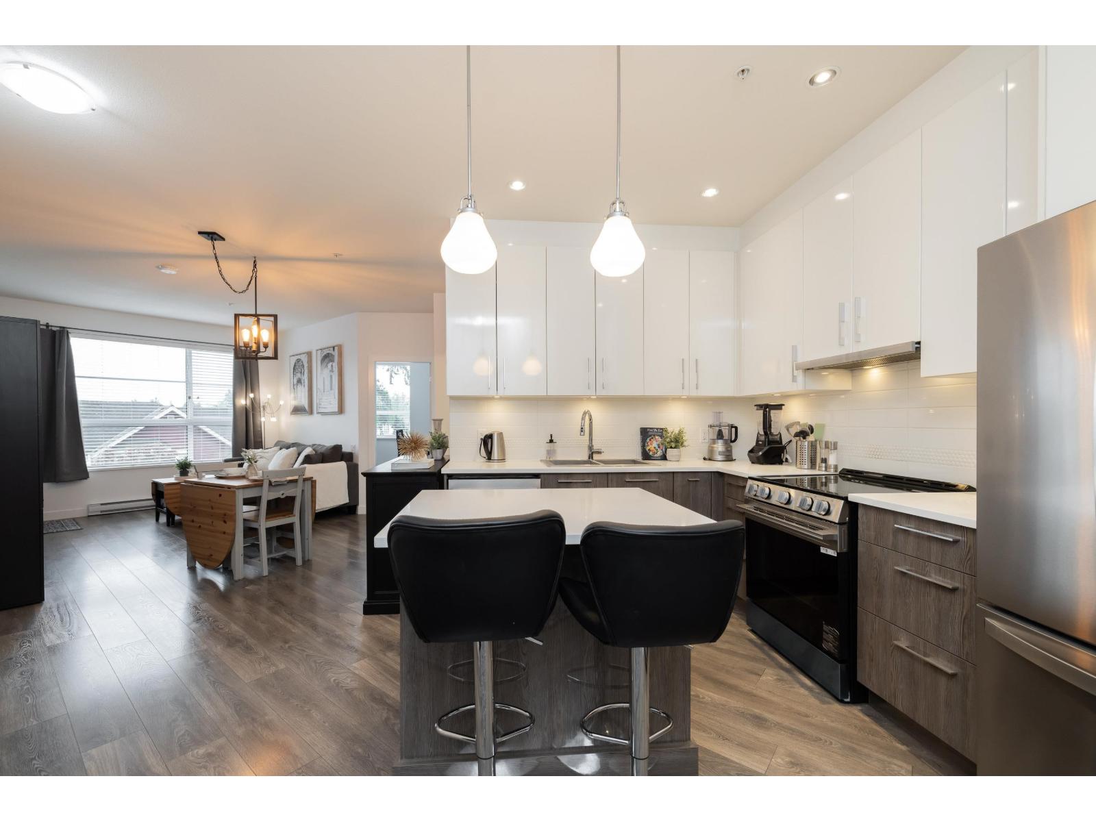 418 20829 77a Avenue, Langley, British Columbia  V2Y 0Y5 - Photo 2 - R3121836