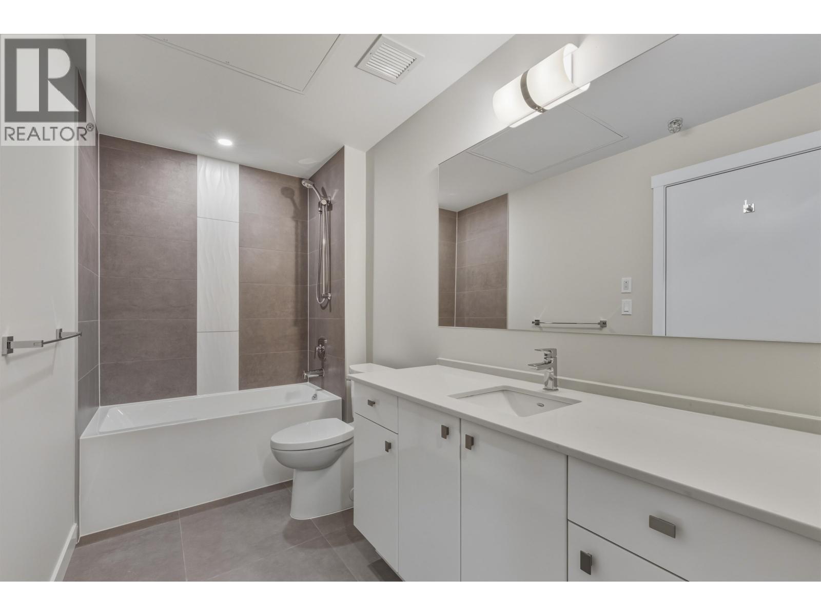 104 23200 Gilley Road, Richmond, British Columbia  V6V 0C7 - Photo 16 - R3121223