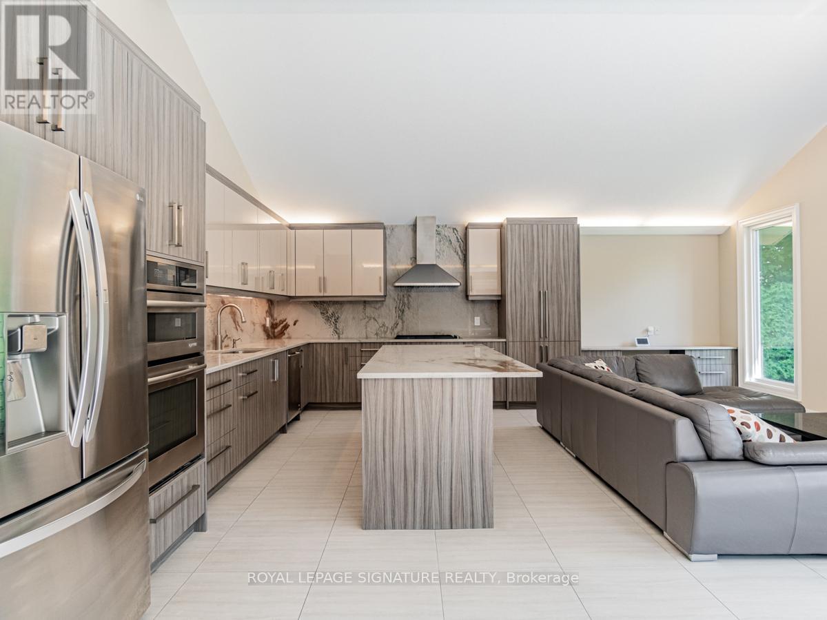 7 Blaine Drive, Toronto, Ontario  M3B 2G3 - Photo 10 - C13118550