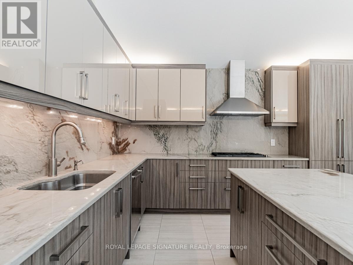 7 Blaine Drive, Toronto, Ontario  M3B 2G3 - Photo 13 - C13118550
