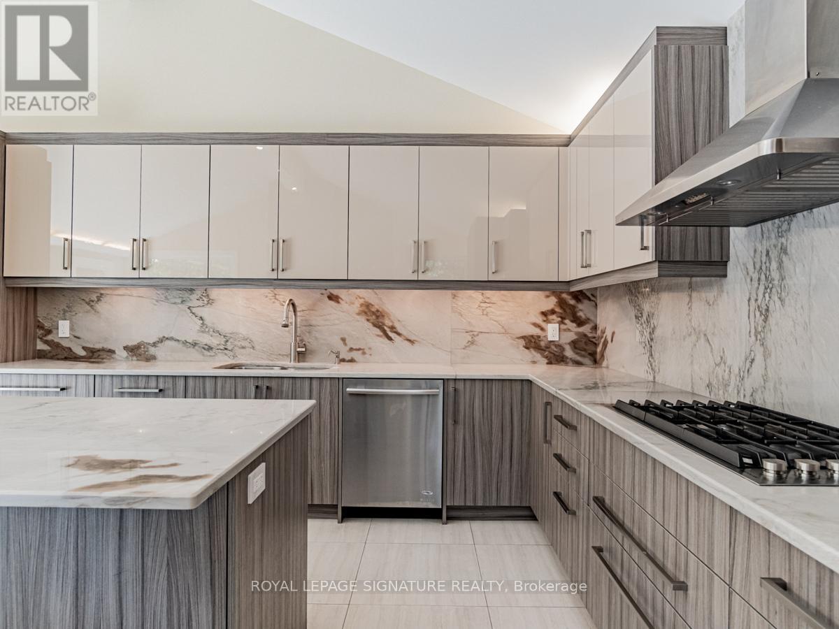 7 Blaine Drive, Toronto, Ontario  M3B 2G3 - Photo 16 - C13118550