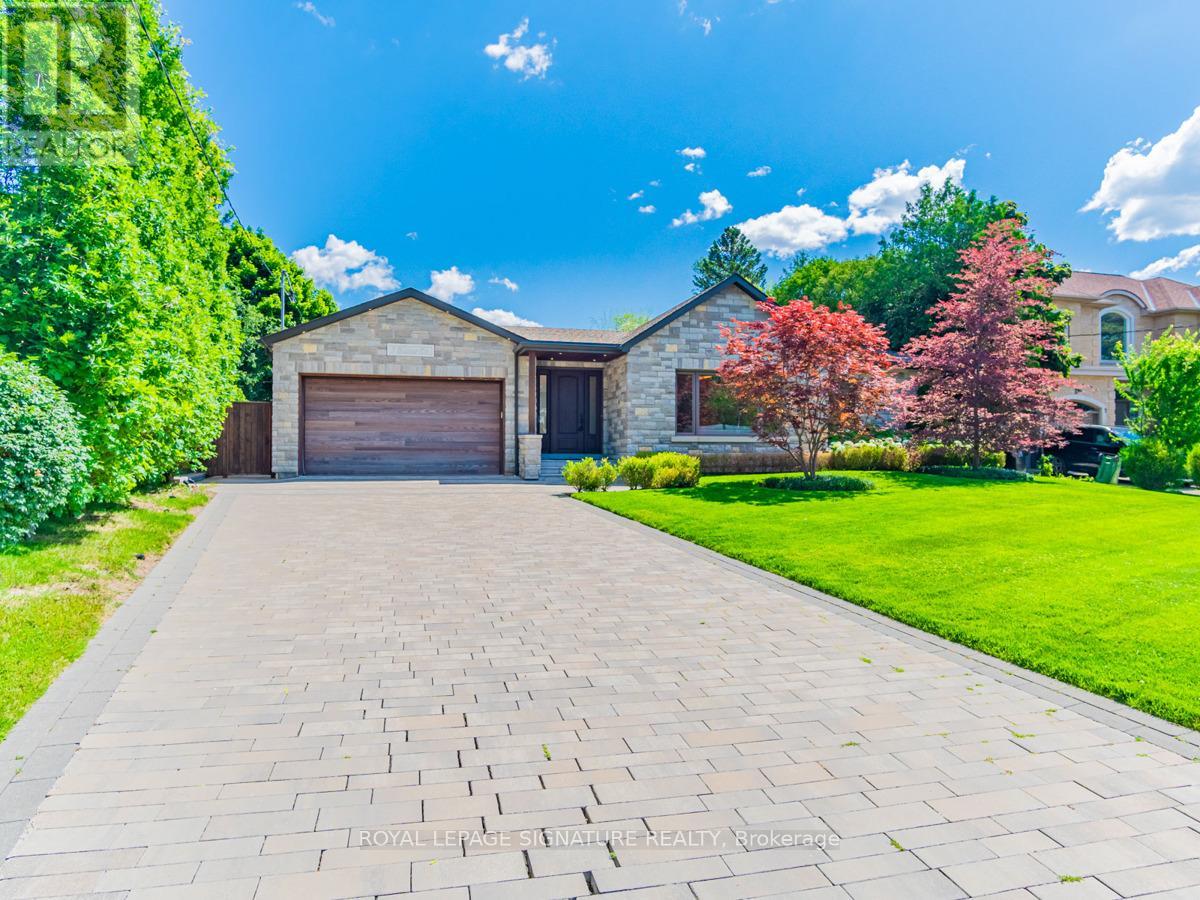 7 Blaine Drive, Toronto, Ontario  M3B 2G3 - Photo 2 - C13118550