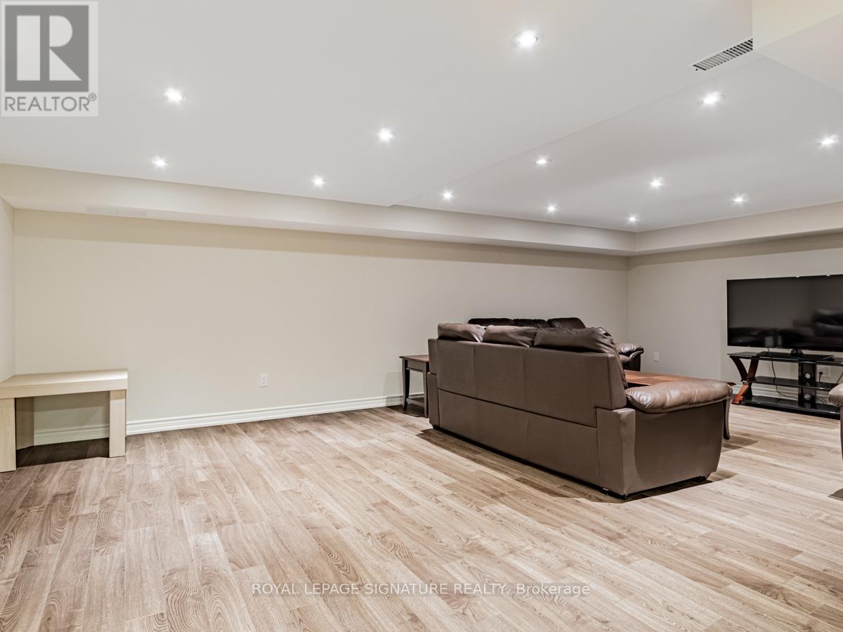 7 Blaine Drive, Toronto, Ontario  M3B 2G3 - Photo 31 - C13118550