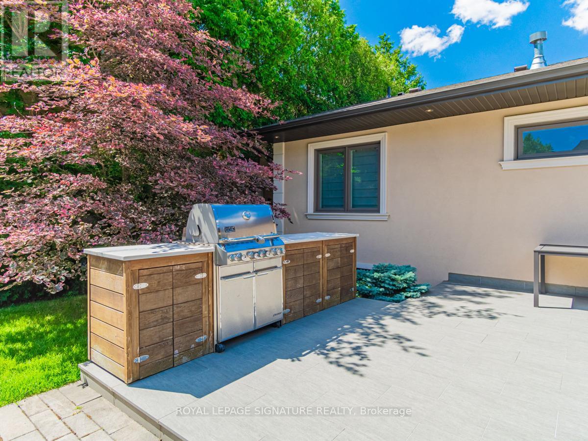 7 Blaine Drive, Toronto, Ontario  M3B 2G3 - Photo 37 - C13118550