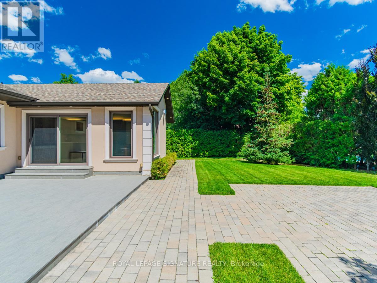7 Blaine Drive, Toronto, Ontario  M3B 2G3 - Photo 38 - C13118550