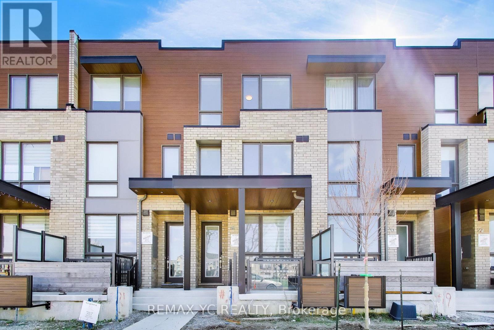 18 DEEP ROOTS TERRACE, Toronto, Ontario