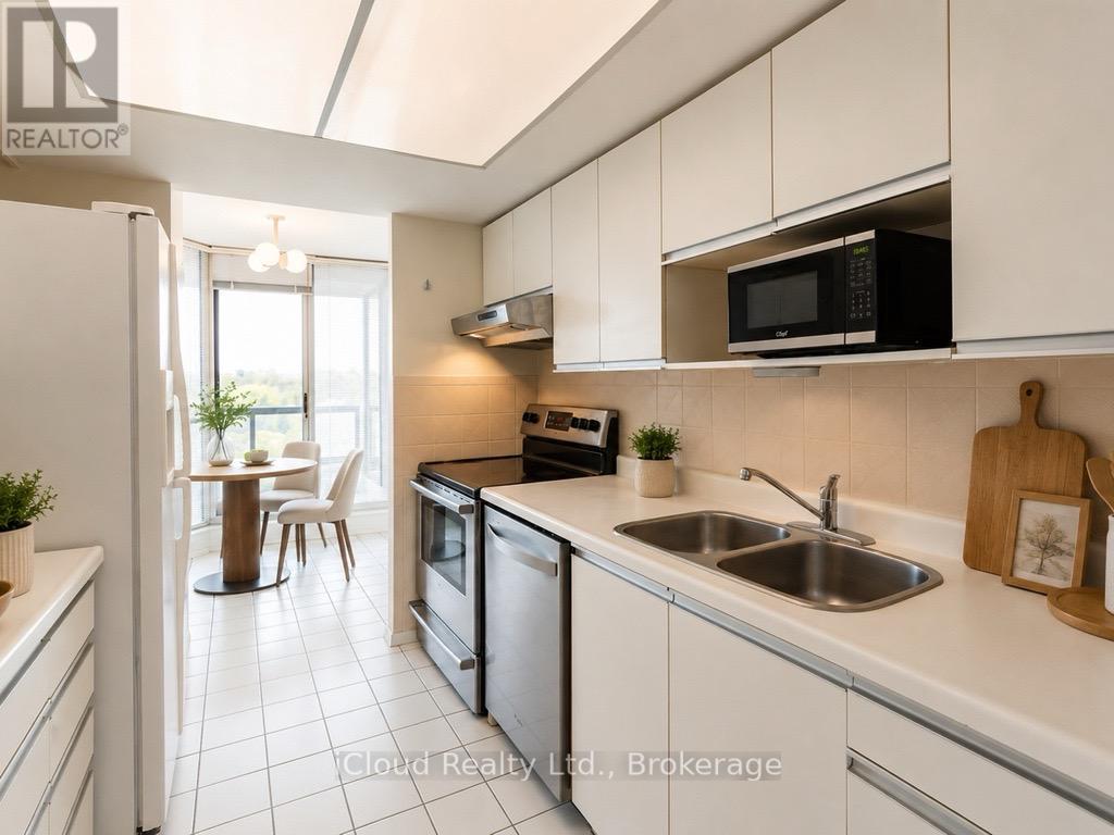 901 - 30 Holly Street, Toronto, Ontario  M4S 3C2 - Photo 12 - C13116850