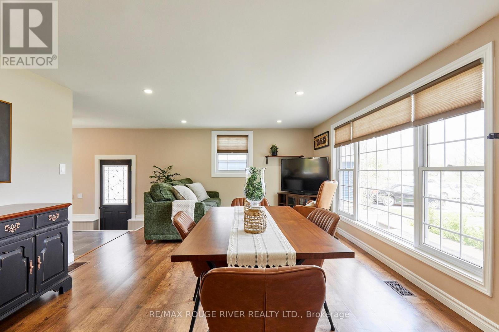 80 Davidge Drive, Scugog, Ontario  L9L 1B6 - Photo 5 - E13118530