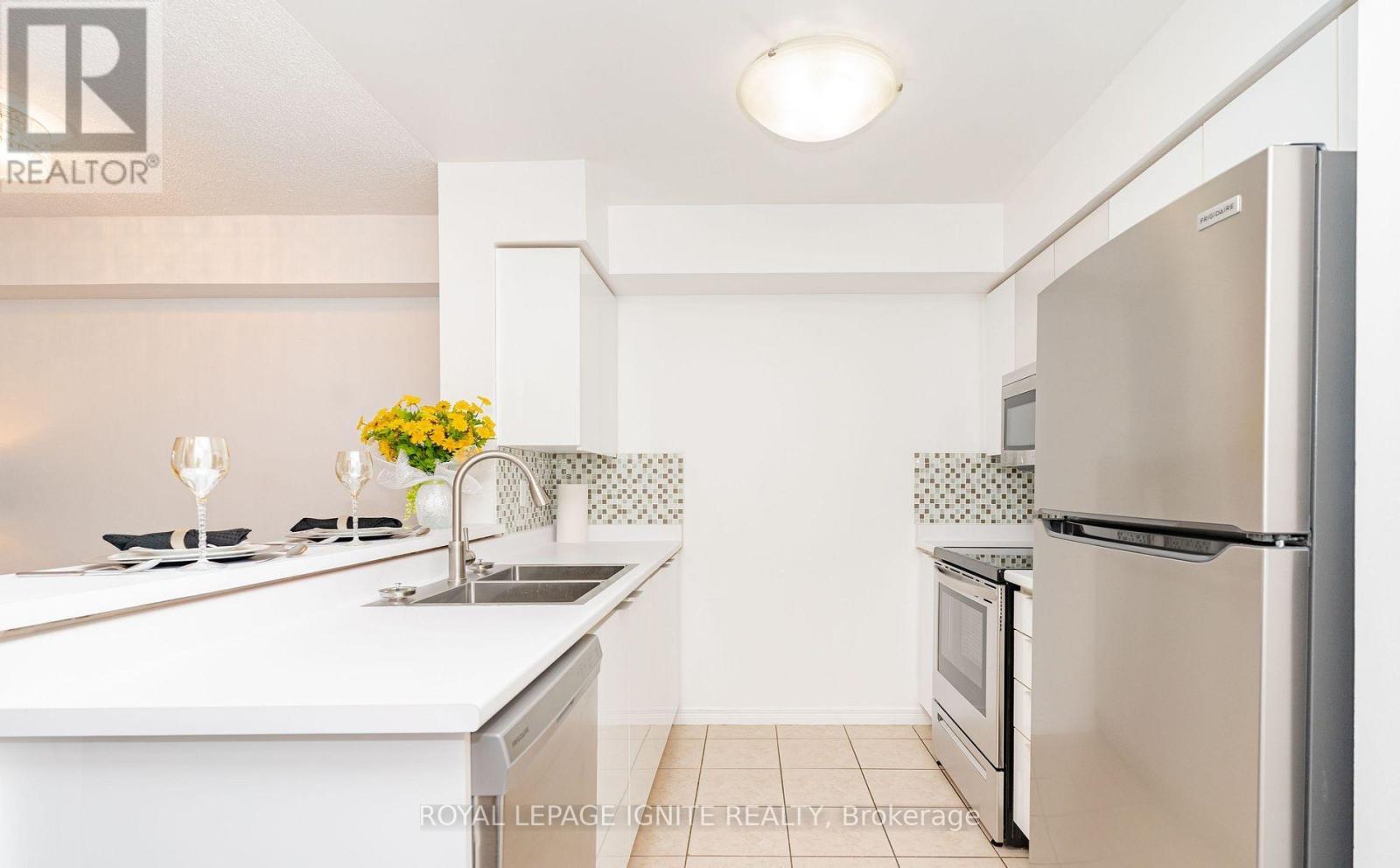 203 - 3650 Kingston Road, Toronto, Ontario  M1M 3X9 - Photo 19 - E13118590