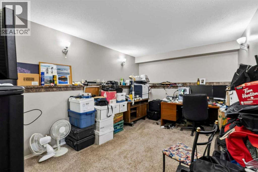 135 Stephenson Crescent, Red Deer, Alberta  T4R 0L6 - Photo 24 - A2310264