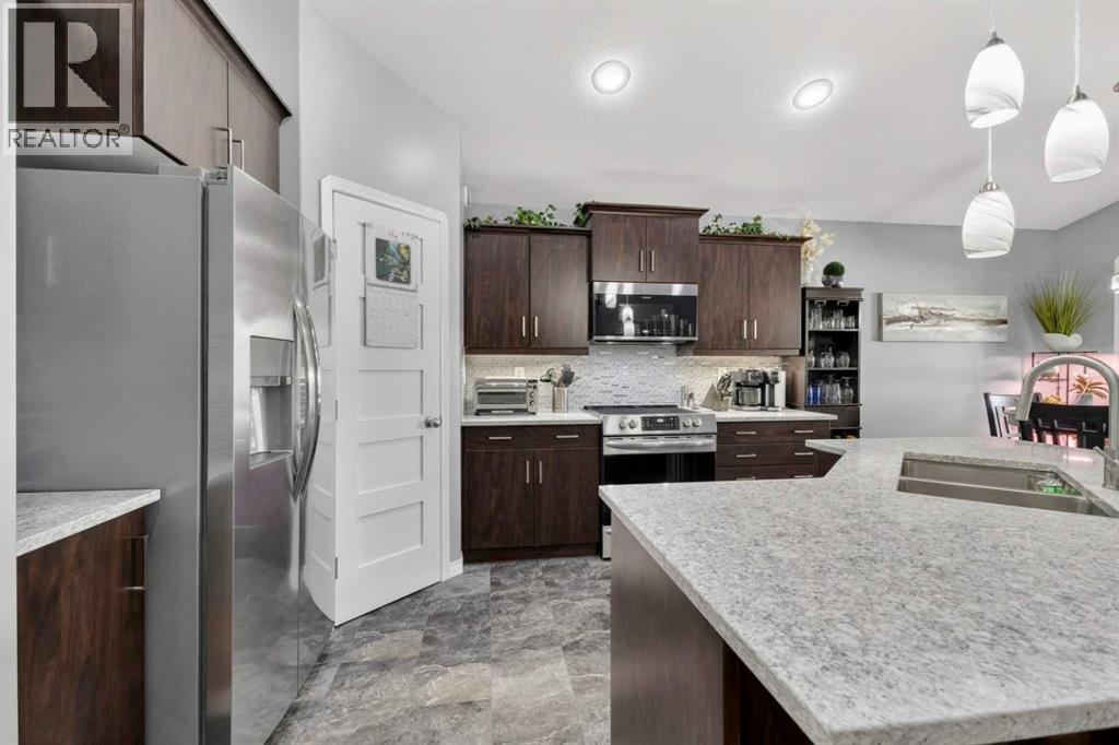 135 Stephenson Crescent, Red Deer, Alberta  T4R 0L6 - Photo 8 - A2310264