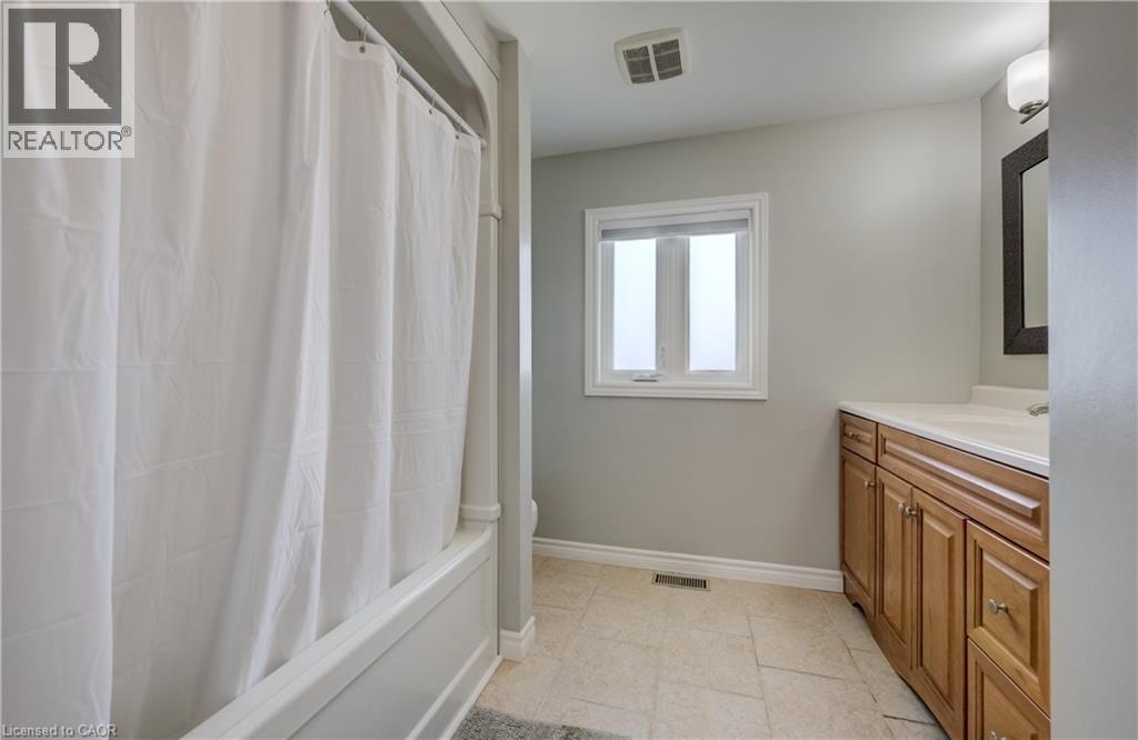 466a Exmoor Street, Waterloo, Ontario  N2K 3T7 - Photo 17 - 40829611