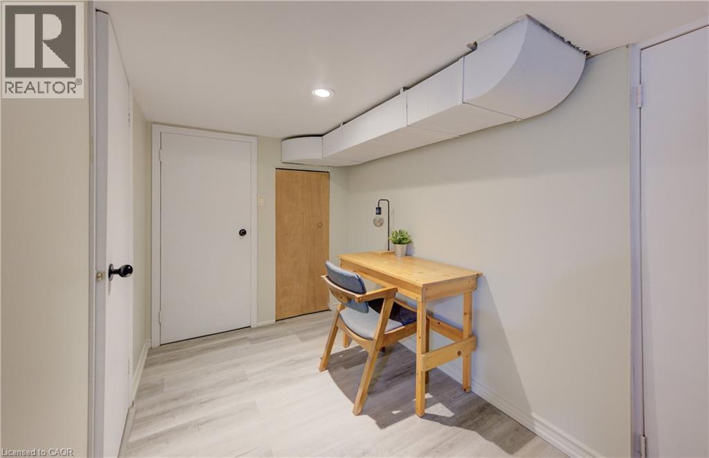 350 Victoria Street S, Kitchener, Ontario  N2M 3A5 - Photo 15 - 40829267
