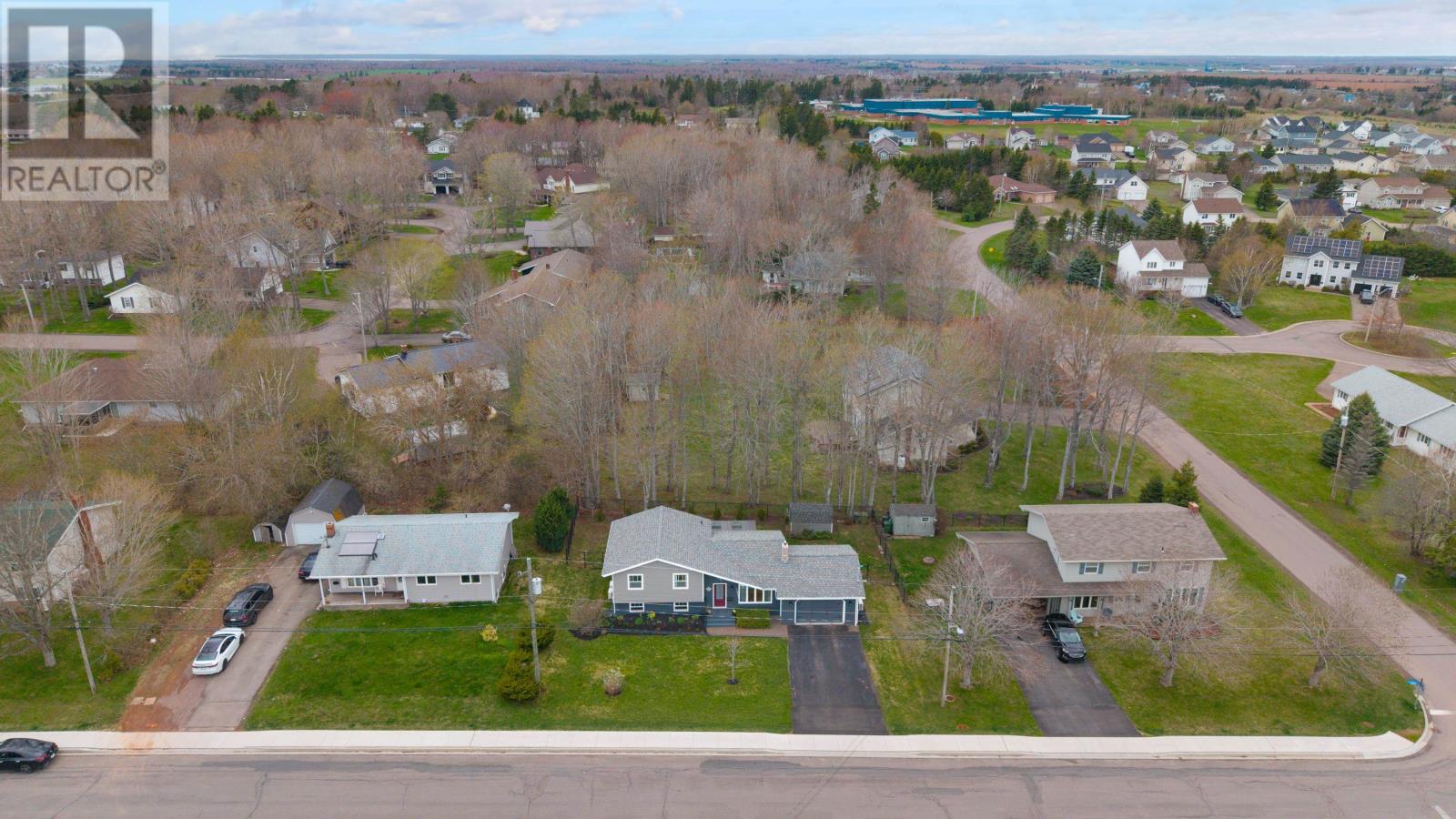 86 Macdougall Drive, Summerside, Prince Edward Island  C1N 5E5 - Photo 2 - 202610632