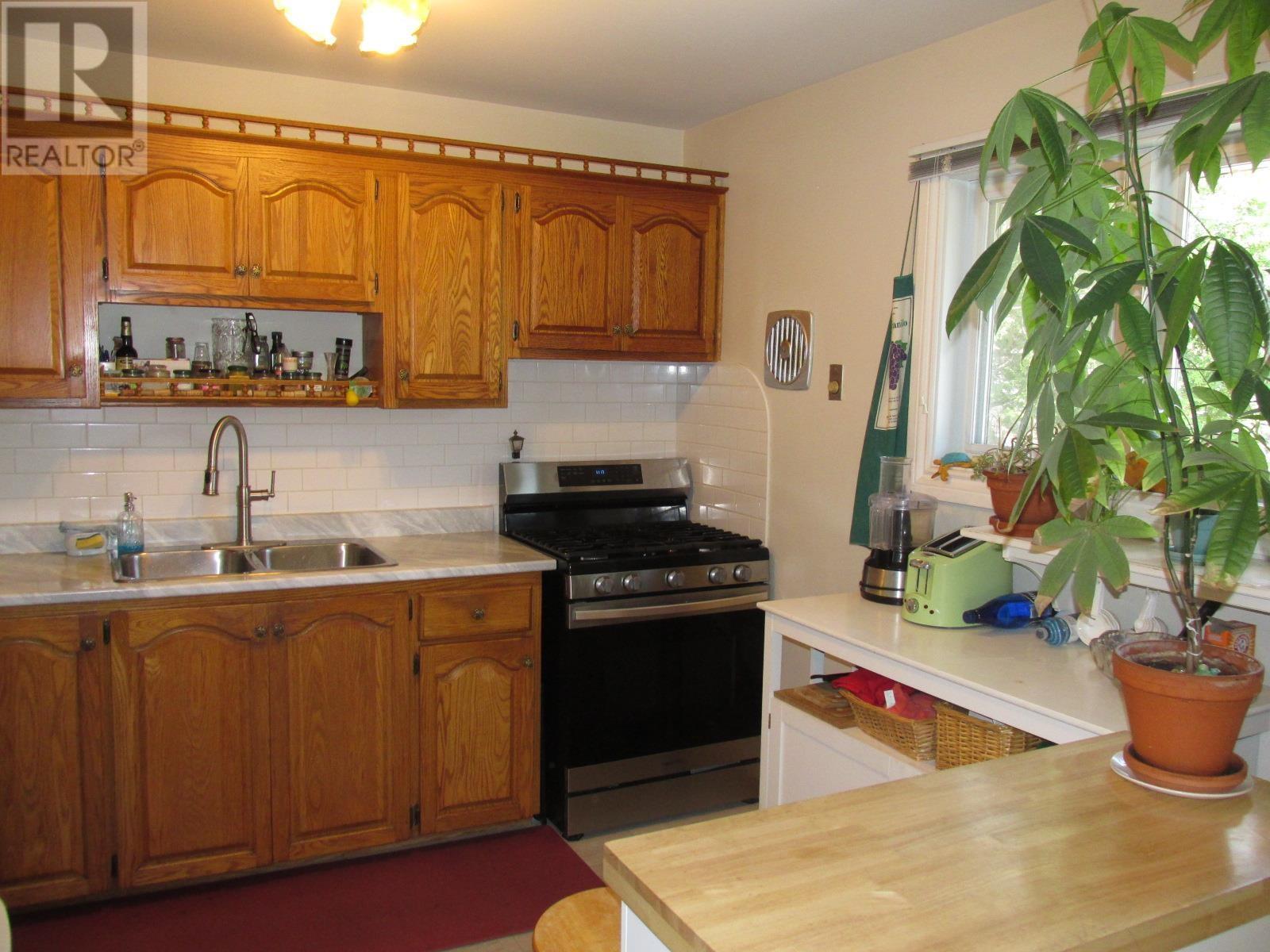 25 Roman Ave, Elliot Lake, Ontario  P5A 1R6 - Photo 27 - SM260974