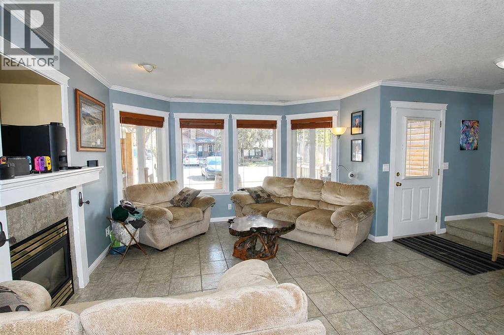 5016 34 Street, Sylvan Lake, Alberta  T4S 1B1 - Photo 8 - A2310576
