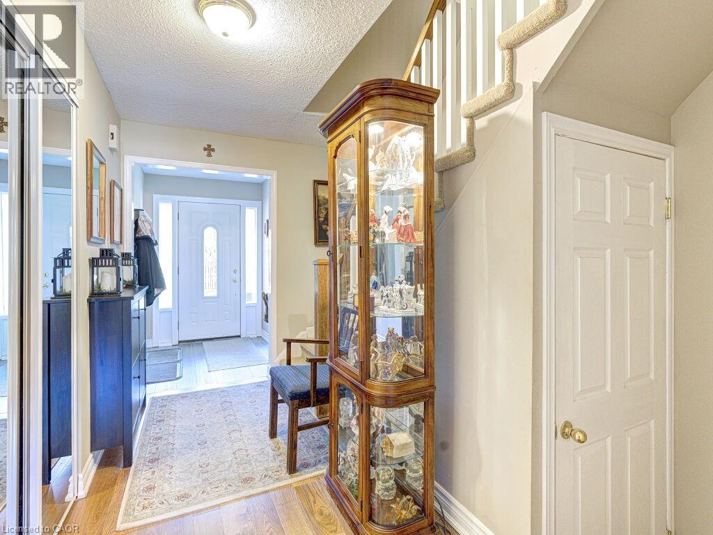 1572 Newlands Crescent Unit# 69, Burlington, Ontario  L7M 1V6 - Photo 7 - 40829026