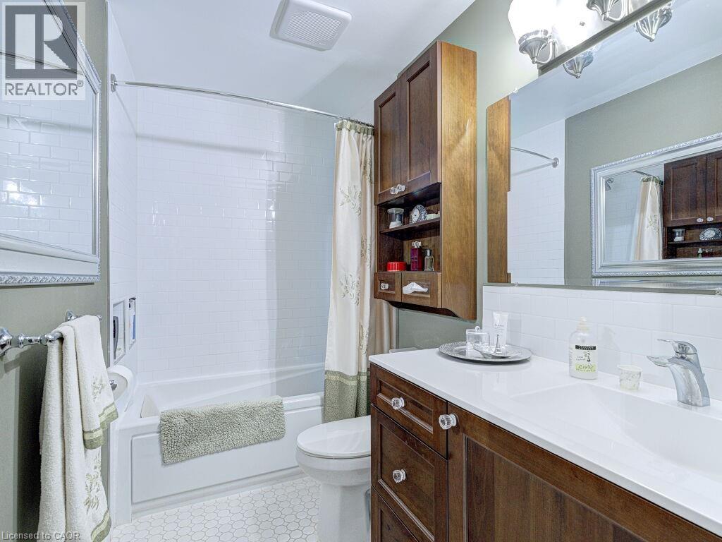 1572 Newlands Crescent Unit# 69, Burlington, Ontario  L7M 1V6 - Photo 32 - 40829026