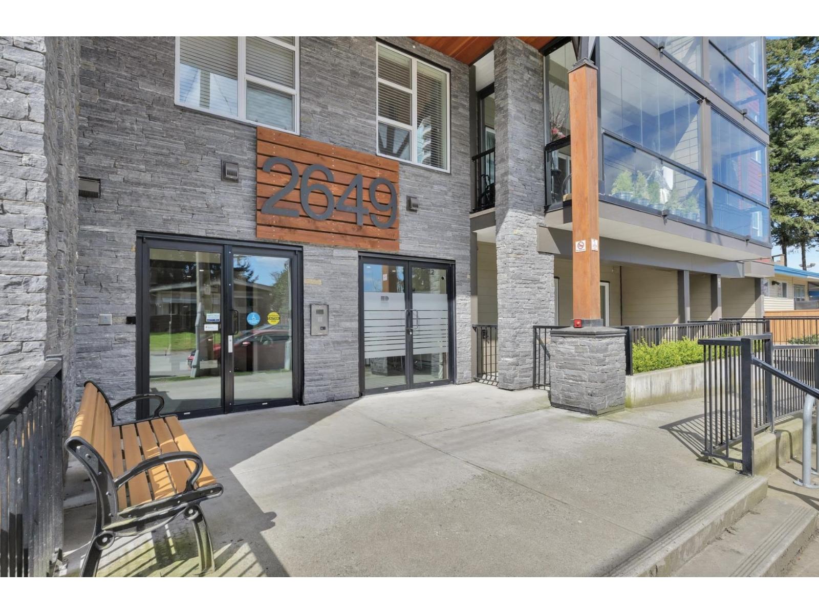 505 2649 James Street, Abbotsford, British Columbia  V2T 0K2 - Photo 1 - R3122497