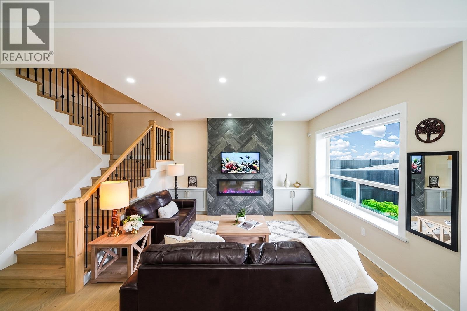 4643 Bond Street, Burnaby, British Columbia  V5H 1G7 - Photo 14 - R3122659