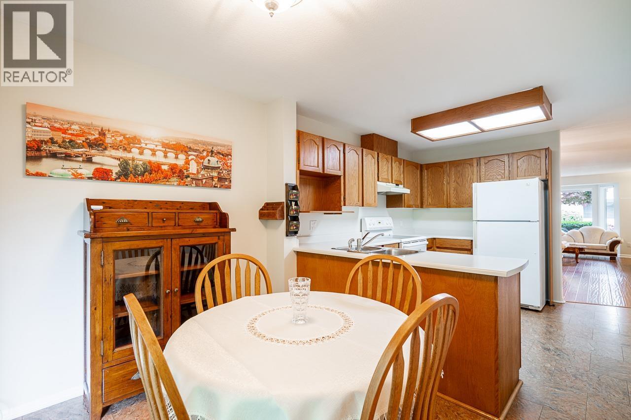 18 22308 124 Avenue, Maple Ridge, British Columbia  V2X 0R6 - Photo 11 - R3122435