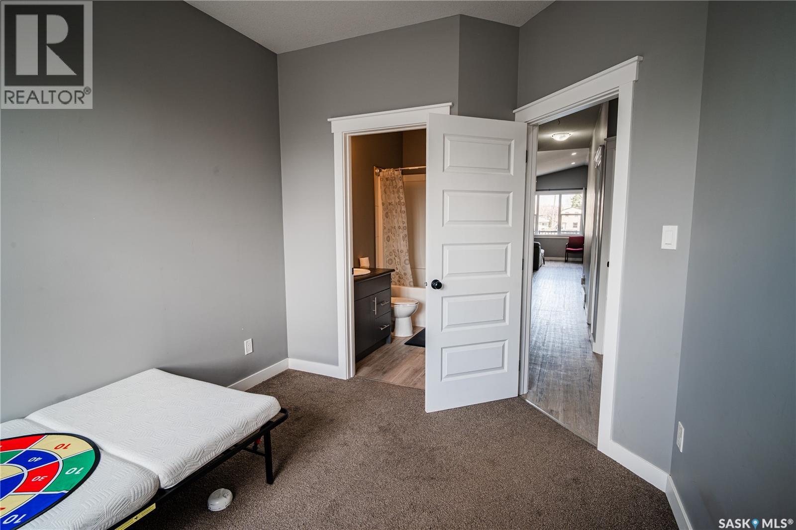 264 Osler Street, Regina, Saskatchewan  S4R 1V4 - Photo 10 - SK035686
