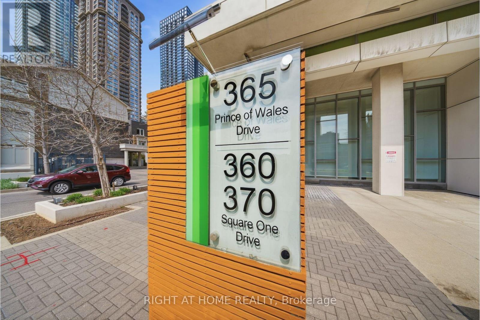 1105 - 365 Prince Of Wales Drive, Mississauga, Ontario  L5B 0G6 - Photo 4 - W13118516