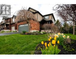 11 SANDRINGHAM CIRCLE, Orangeville, Ontario