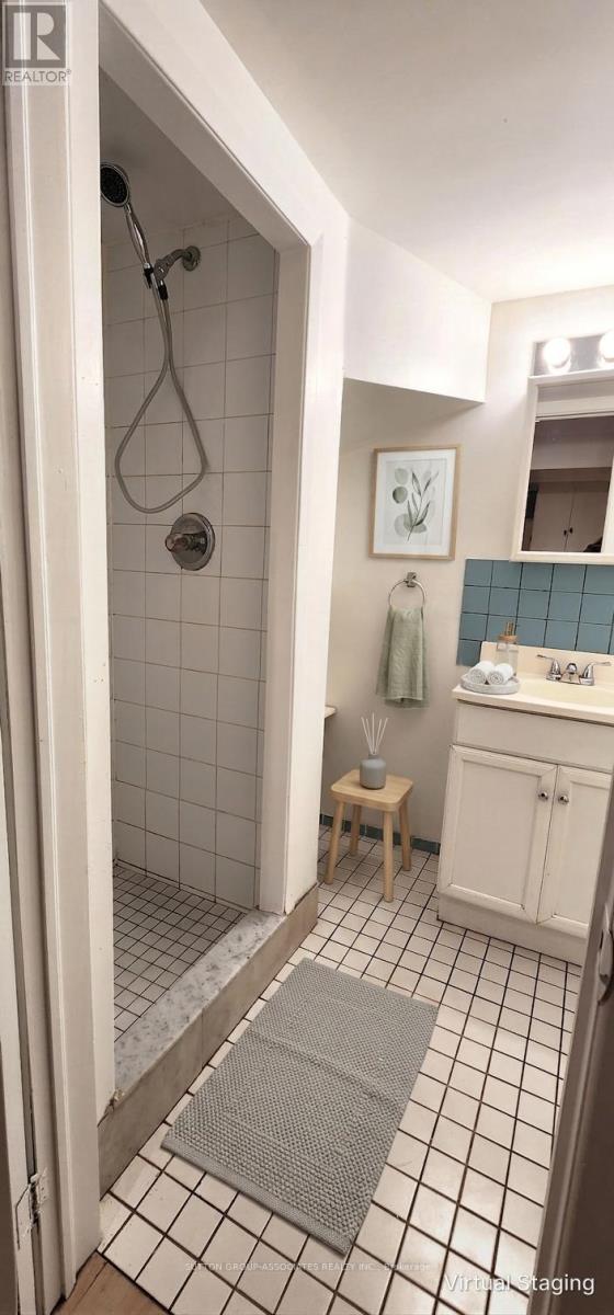 Bsmt - 360 Sorauren Avenue, Toronto, Ontario  M6R 2H1 - Photo 16 - W13118526