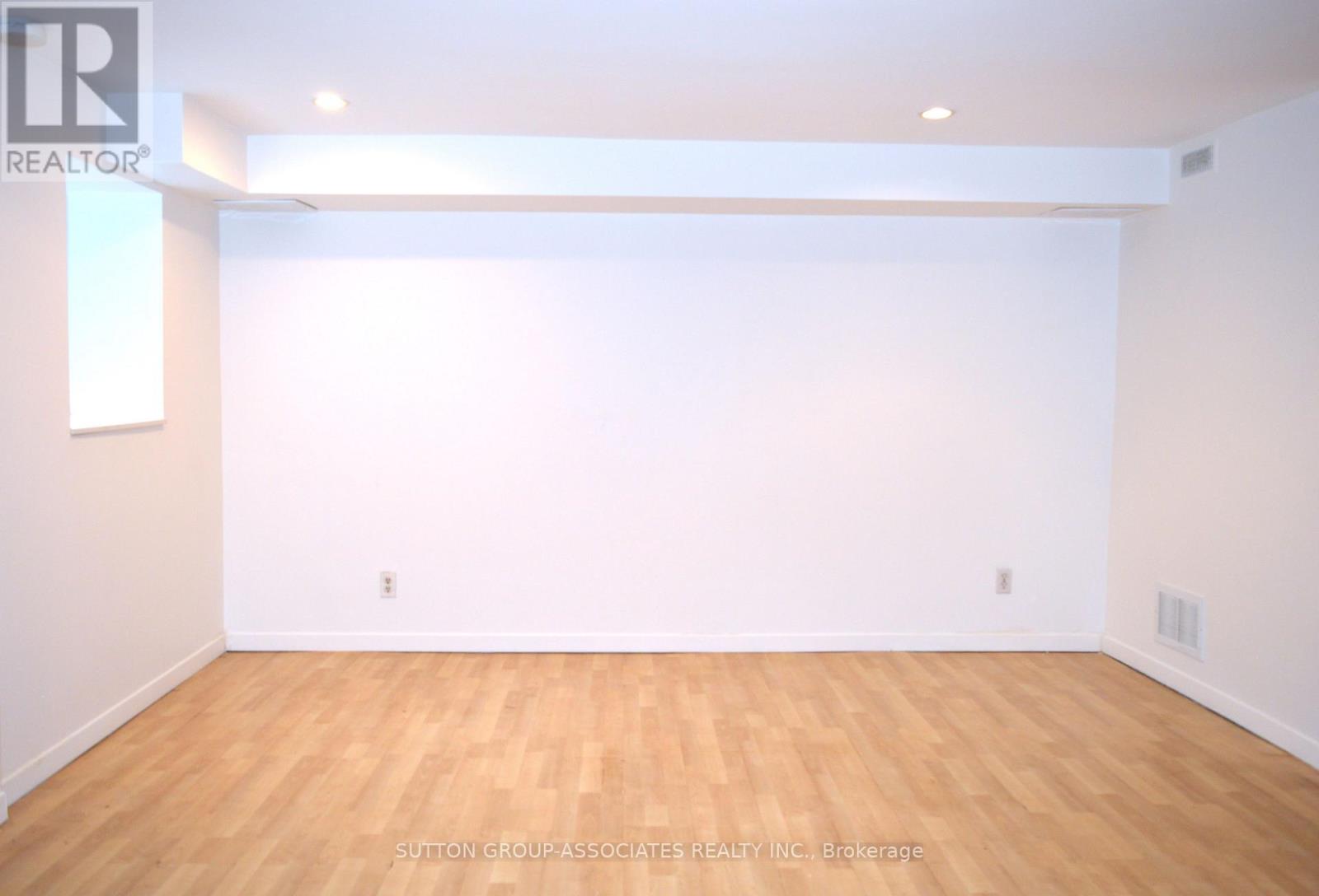 Bsmt - 360 Sorauren Avenue, Toronto, Ontario  M6R 2H1 - Photo 5 - W13118526