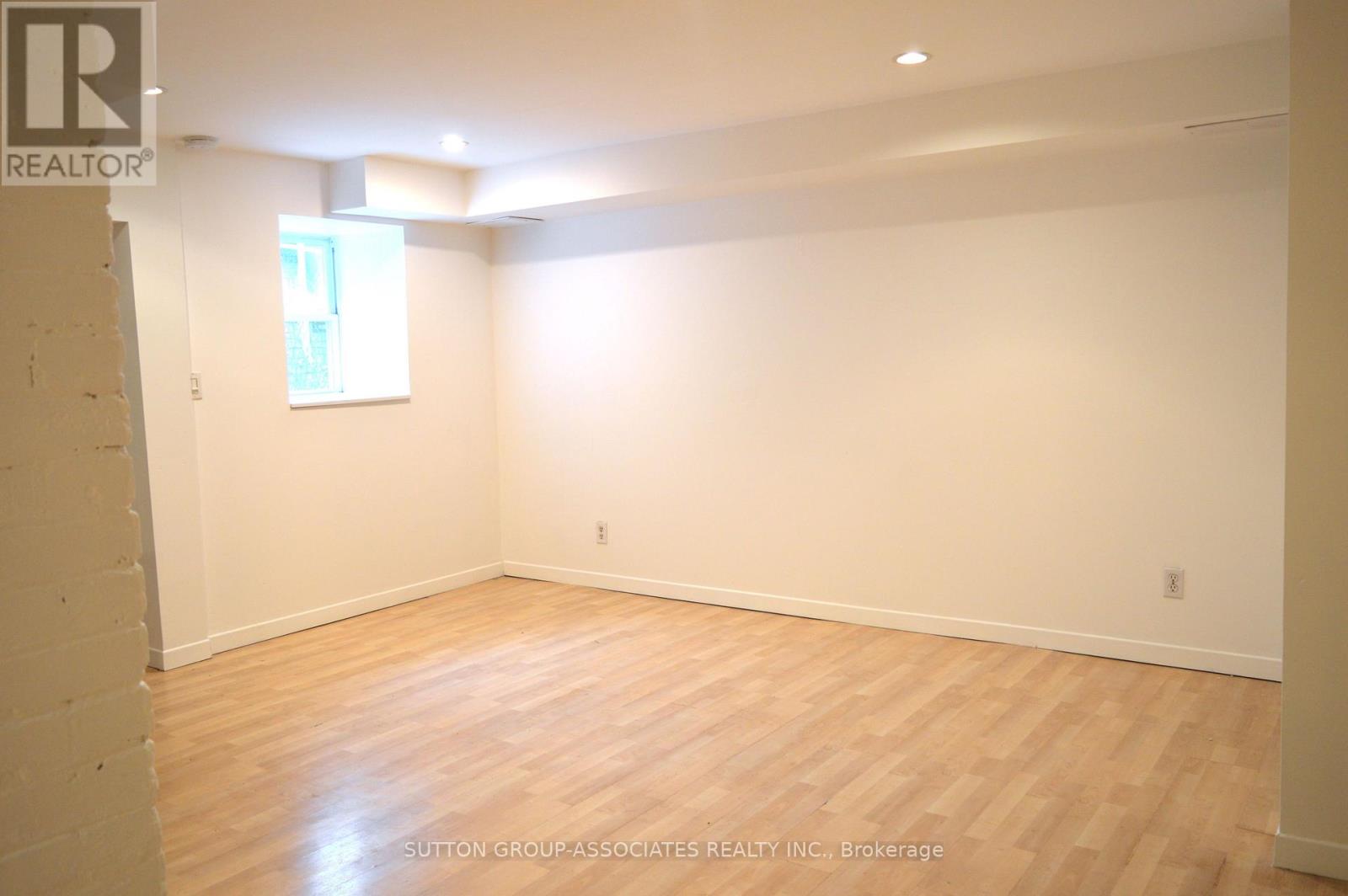 Bsmt - 360 Sorauren Avenue, Toronto, Ontario  M6R 2H1 - Photo 6 - W13118526