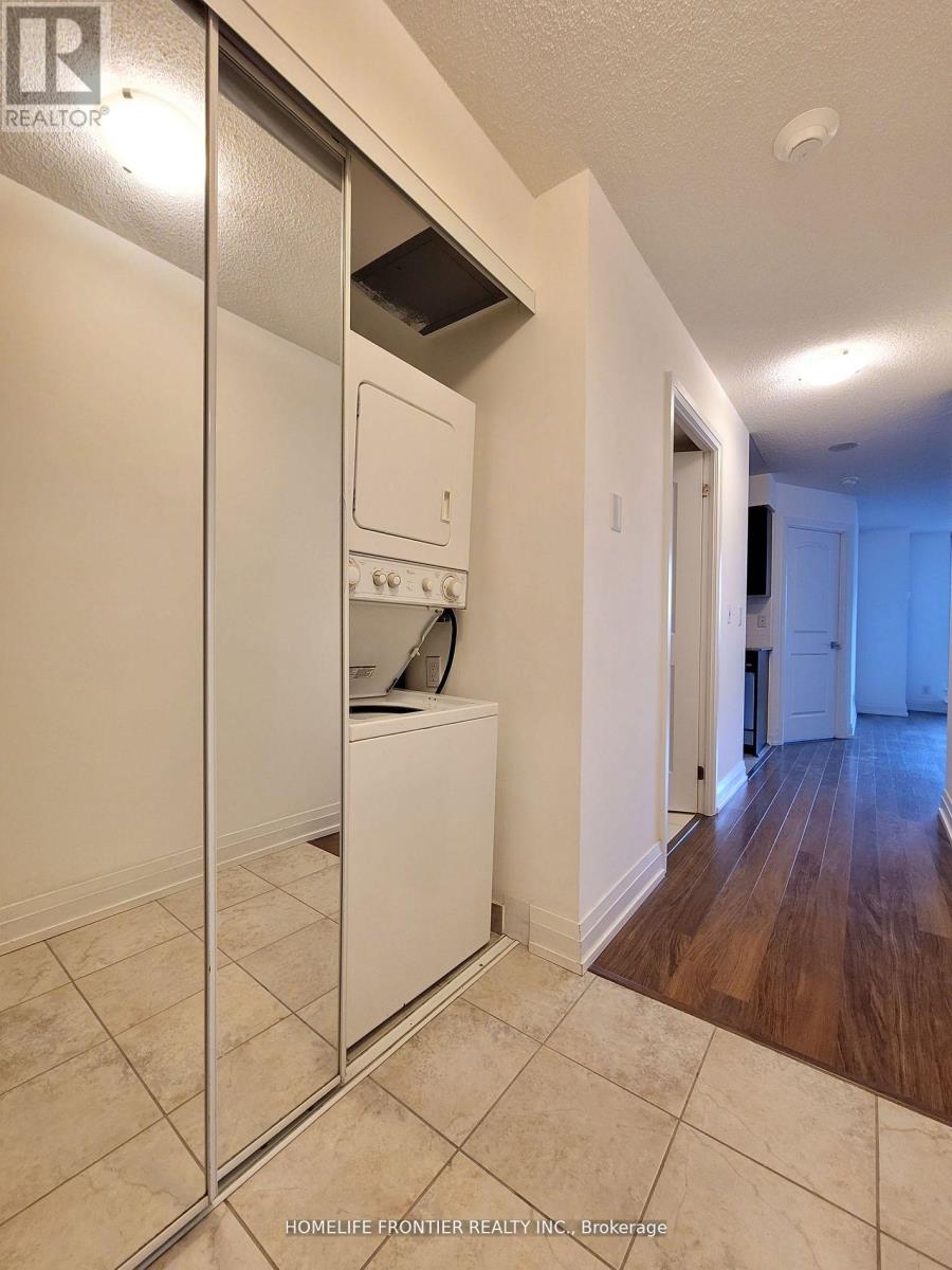 403 - 1060 Sheppard Avenue W, Toronto, Ontario  M3J 0G7 - Photo 14 - W13118540