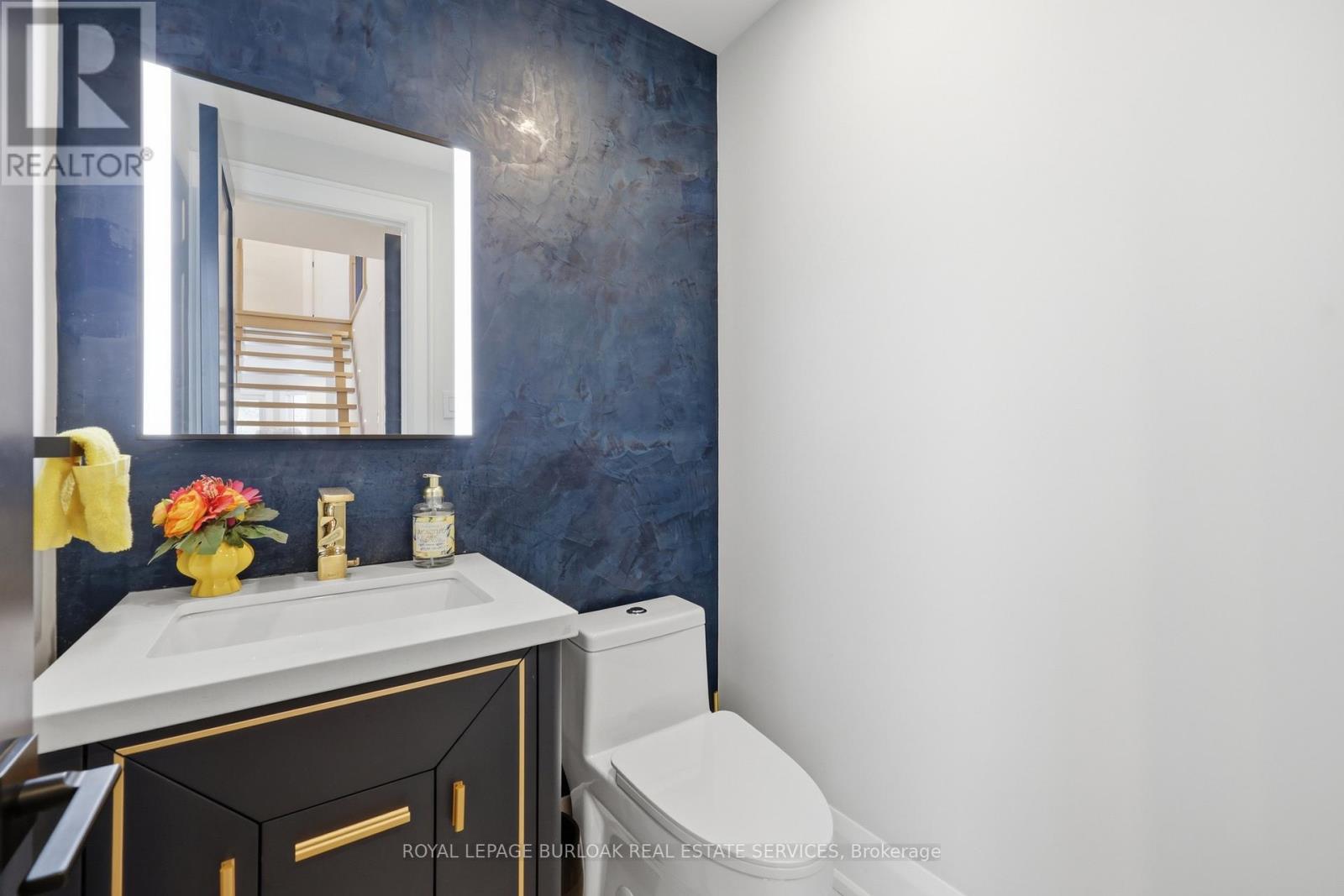 2029 Kempton Park Drive, Mississauga, Ontario  L5M 2Z4 - Photo 20 - W13118546