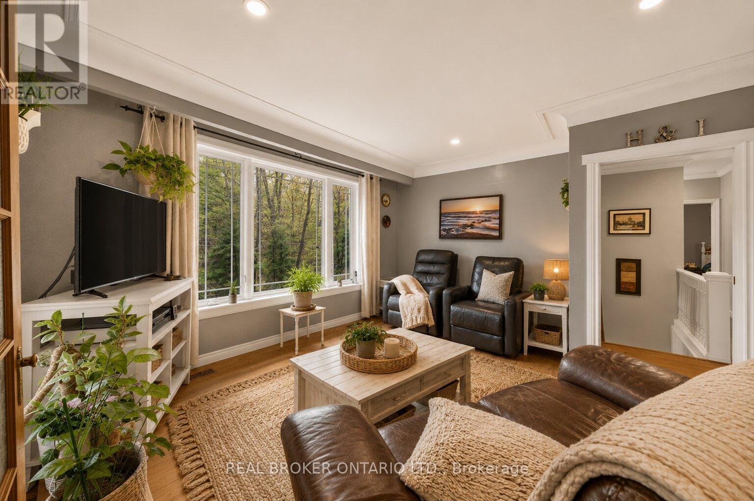 1343 Hidden Valley Road, Burlington, Ontario  L7P 0T5 - Photo 14 - W13118564