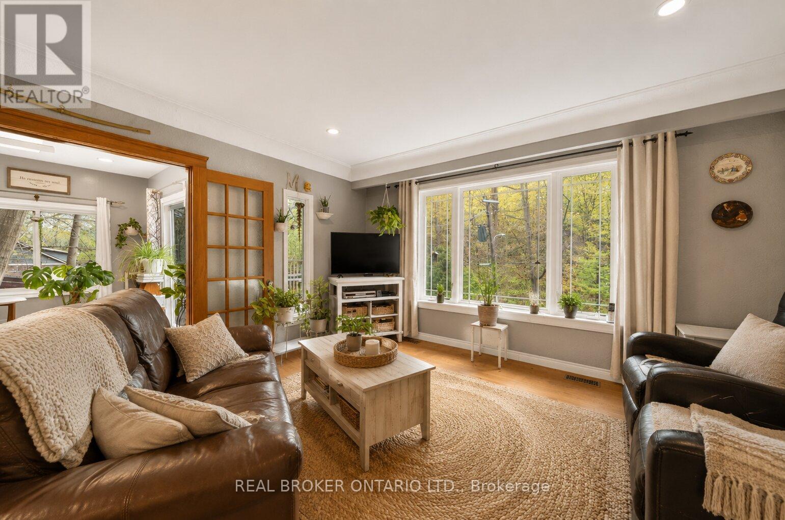 1343 Hidden Valley Road, Burlington, Ontario  L7P 0T5 - Photo 15 - W13118564