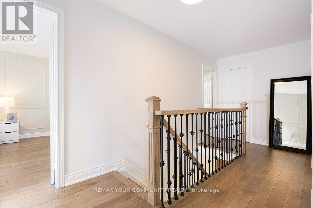 35 Laurelbank Crescent, Georgina, Ontario  L4P 4H7 - Photo 26 - N13118542