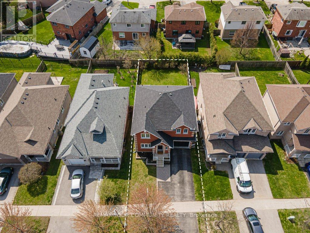35 Laurelbank Crescent, Georgina, Ontario  L4P 4H7 - Photo 31 - N13118542