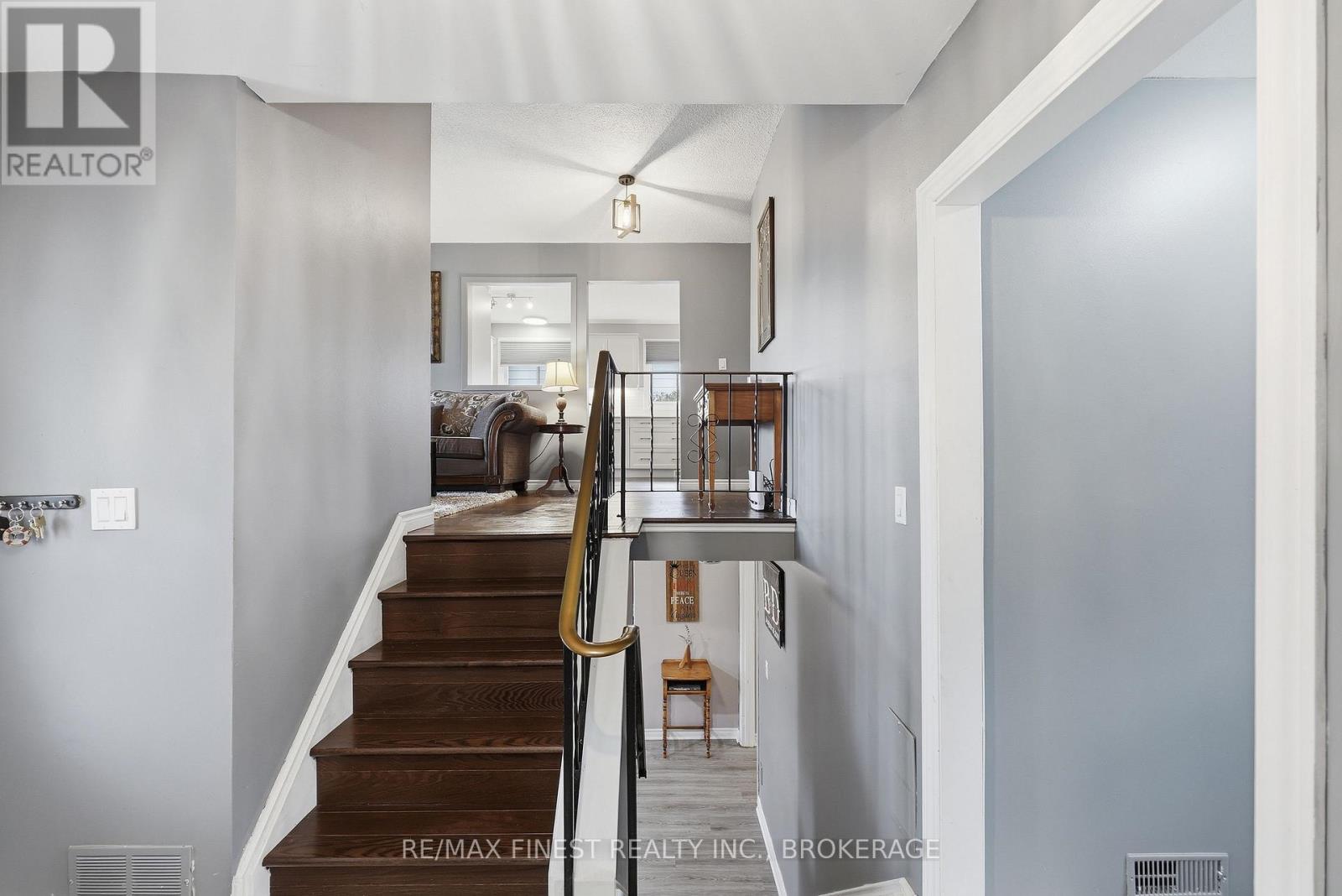 790 High Gate Park Drive, Kingston, Ontario  K7M 5Z8 - Photo 8 - X13118192