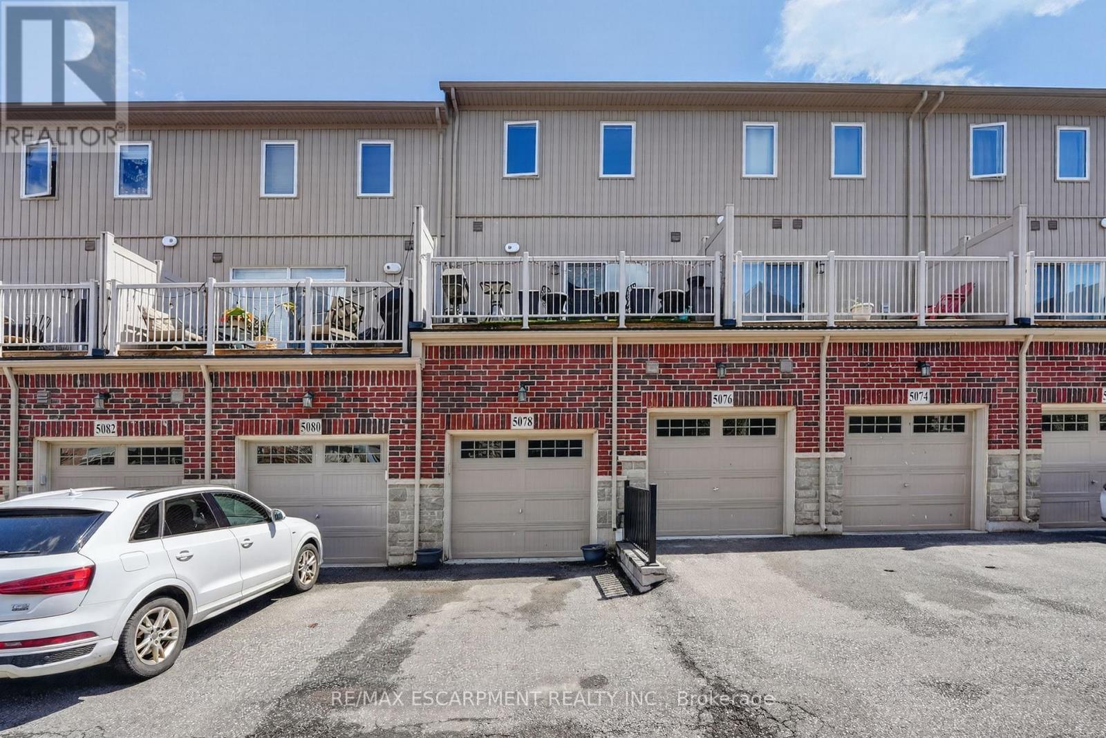 5078 Serena Drive, Lincoln, Ontario  L3J 1W3 - Photo 2 - X13118512
