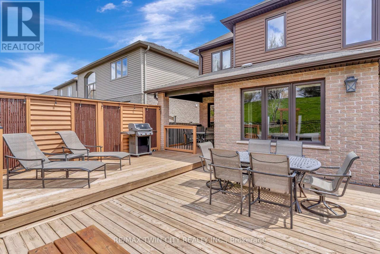 82 Maplecrest Drive, Woolwich, Ontario  N0B 1M0 - Photo 30 - X13118538