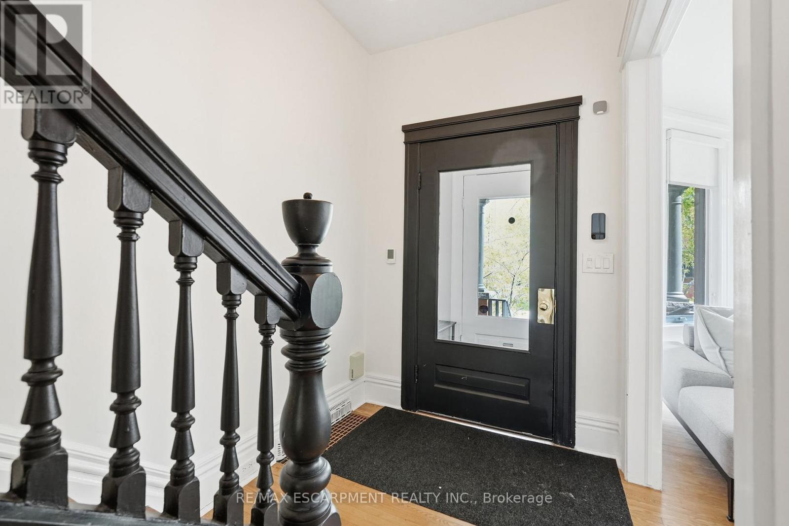 141 Markland Street, Hamilton, Ontario  L8P 2K3 - Photo 5 - X13118558